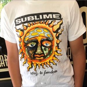 Men’s or woman’s Size Small Sublime T-shirt ☀️